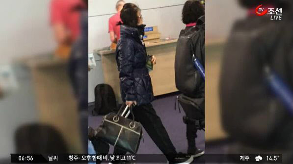 '최순실 게이트' 파문으로 국민의 분노가 들끓고 있는 가운데, 박근혜 대통령이 최순득씨 자녀의 결혼식까지 참석했다는 목격담이 나왔다./TV조선 뉴스화면 캡처