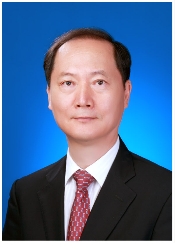 이완규 전 부천지청장, 법무법인 동인서 변호사로 새출발 - 조선일보 > 사회 > 법조 이완규 전 부천지청장, 법무법인 동인서 변호사로 새출발