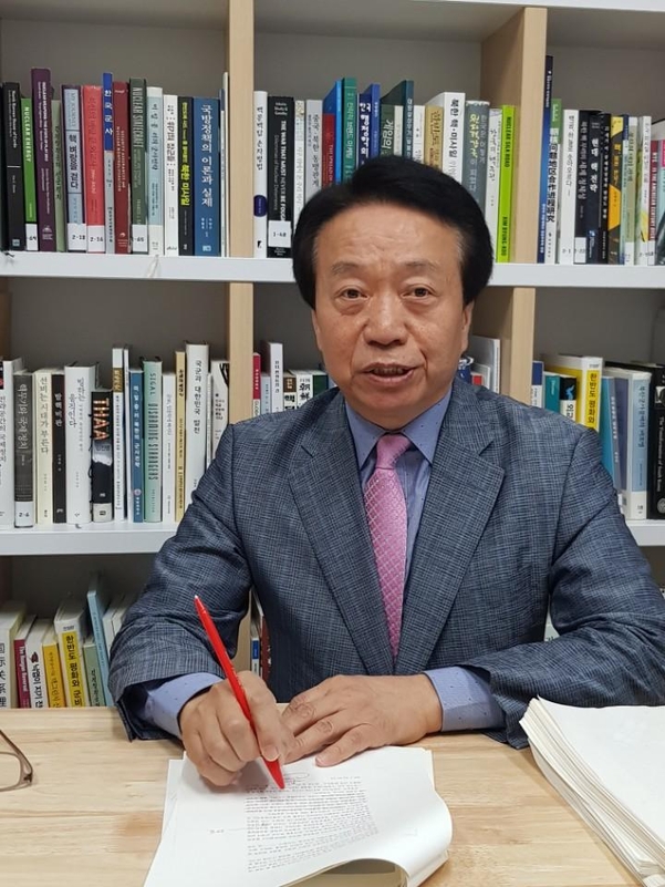 한용섭 국방대 교수./양승식 기자