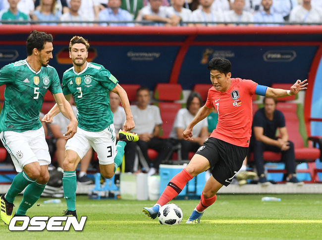 한국-독일 '김영권-손흥민 골' 한국, 세계 1위 독일 2-0 제압...1승 ...