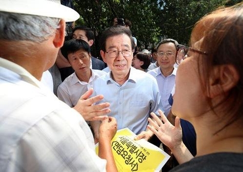 박원순 서울시장이 여의도, 용산 개발 계획에 이어 ‘강남북 균형 발전 계획’을 발표하며 잇달아 대형 개발사업을 선보이고 있다. /조선일보 DB