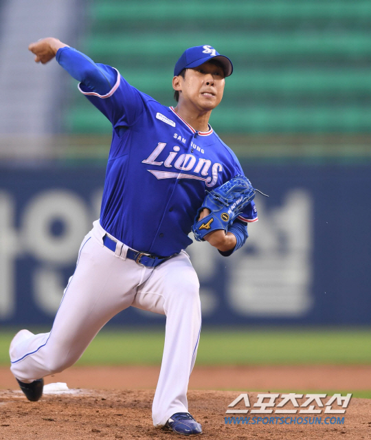 홈런 3방에 무너진 윤성환, 4이닝 7실점 강판 - 조선닷컴 - 스포츠 ...