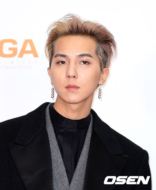 위너 송민호, 첫 솔로앨범 발표..
