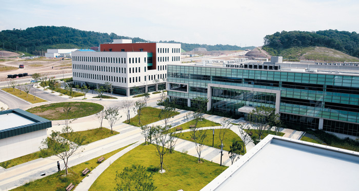 [Brief] 부산대·한국해양대 금융분야 전문인력 양성 외 - 조선닷컴 - 특집섹션