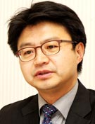 강원택 서울대 정치외교학부 교수