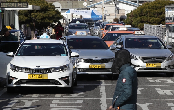 서울시 택시 기본요금 3800원으로 인상 - 조선닷컴 - 사회 > 사회 일반