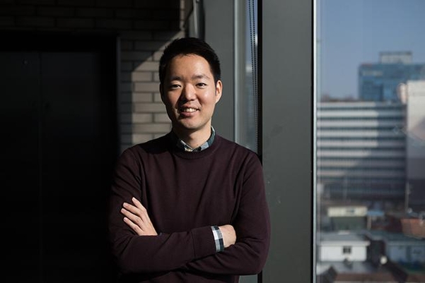 그는 얼마전 사회혁신가 20명을 인터뷰한 책 ‘당신은 체인지메이커입니까?’를 출간했다./사진=고운호 기자