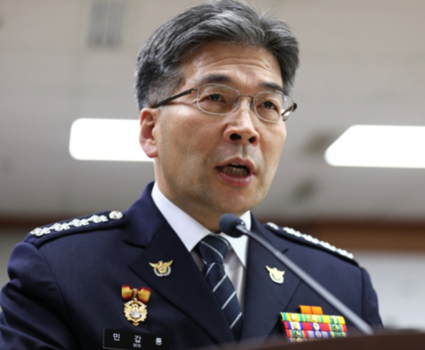 민갑룡 경찰청장이 지난해 11월 19일 기자간담회에서 발언하고 있다. /조선일보DB