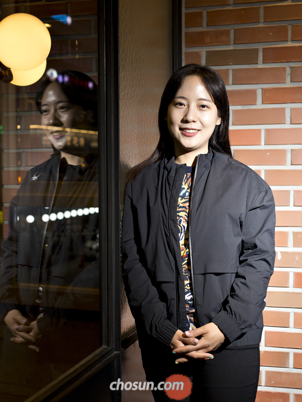 “운이 칠, 타이밍(timing)이 삼이었다고 생각해요.” 아직 학생 티를 벗지 못한 금도희 버블러 대표는 창업 성공 비결을 묻자 수줍게 답했다. 이 젊은 여성 과학자는 아이템 3개를 성공시키기 위해 50개를 시도하고, 하루 3시간 이상 자지 않으며 운동도 하는 등 자기 관리에 철저하다. / 이신영 영상미디어 기자