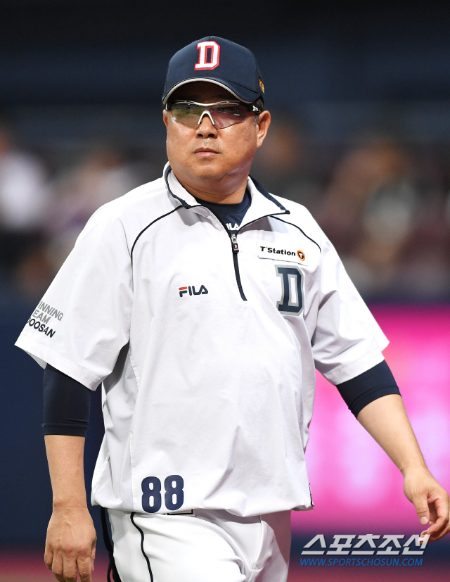 2019 KBO리그 두산 베어스와 키움 히어로즈의 경기가 4일 인천 고척 스카이돔에서 열렸다. 두산 김태형 감독. 고척=정재근 기자 cjg@sportschosun.com/2019.07.04/