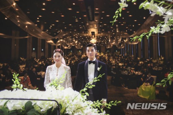 강남 이상화, 결혼식 사진 공개