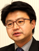 강원택 서울대 정치외교학부 교수