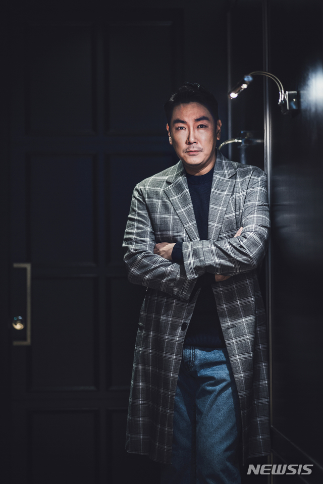 조진웅