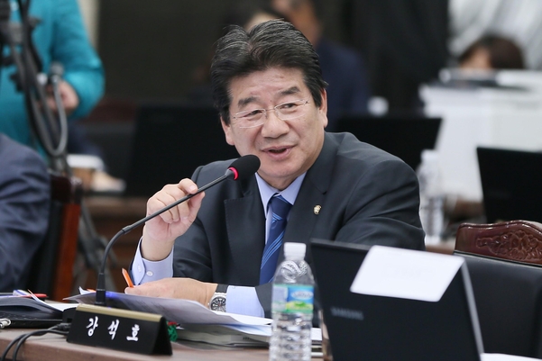 자유한국당 강석호 의원/연합뉴스