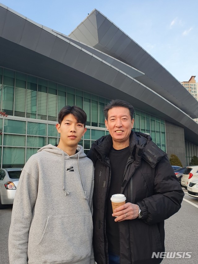 김유택-김진영 부자