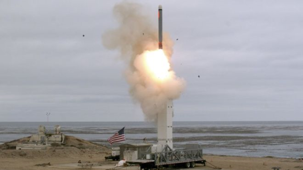  지난 8월 미국의 탄도미사일 시험 발사 모습. /트위터 캡처