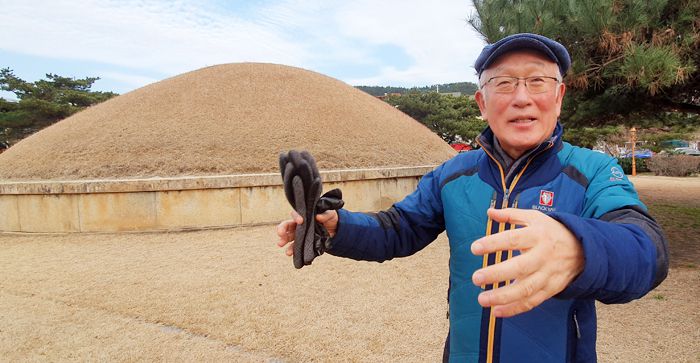 16일 경주 용강동에서 만난 주보돈 경북대 명예교수는 “연구자들이 지자체 입맛에 맞춰 가야사를 과장하거나 왜곡하는 현상이 우려스럽다”고 했다. 