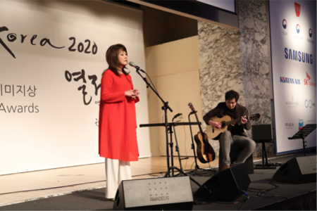 부싯돌상 수상자 나윤선 재즈 보컬리스트의 특별 공연.