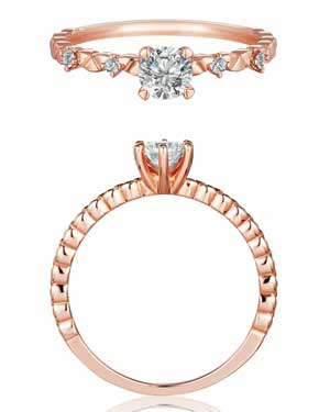 고귀하고 영롱한 다이아몬드의 모습을 그대로 담아 넣은 트라이앵글 형태의 밴드 디자인이 돋보이는 엠디루사만의 시그니처 '그레이스'링.