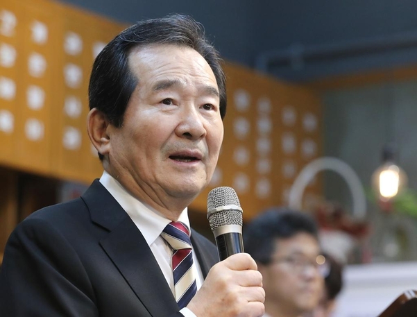 정세균 국무총리가 14일 세종시의 한 식당에서 열린 출입기자단 오찬 간담회에서 발언하고 있다./연합뉴스