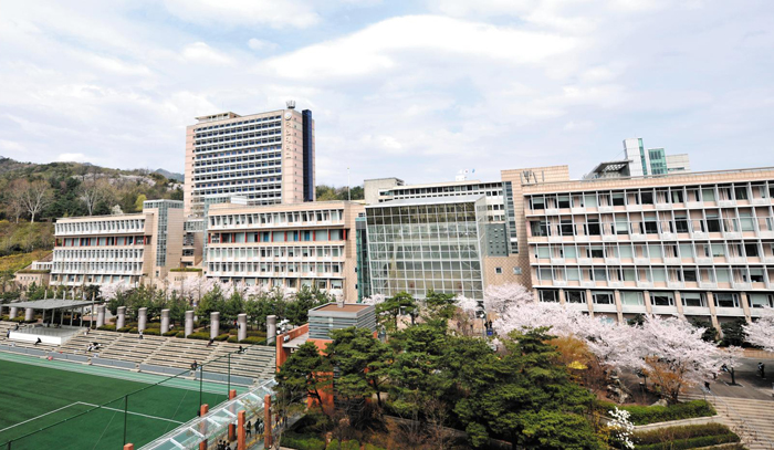 국민대는 4차 산업혁명 시대를 이끌어갈 우수인재를 양성하기 위해 취·창업 분야에서 실무 중심 프로젝트형 프로그램을 적극적으로 운영하고 있다./국민대 제공