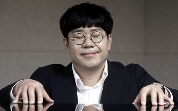 그는 평창 동계올림픽 시상식 음악을 만든 것이 작곡가로 잊지 못할 영광이라고 했다./사진=장련성 기자