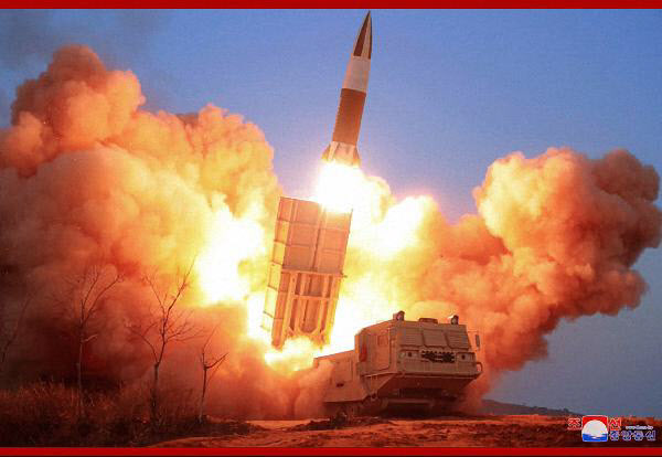 북한이 공개한 지난 21일 북한판 에이태킴스 미사일 도발 모습. /조선중앙통신