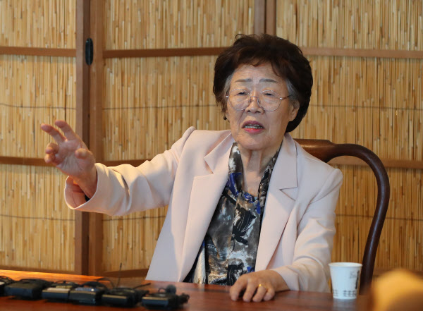 7일 기자회견을 하고 있는 이용수(92) 위안부 피해자 할머니. /조선DB