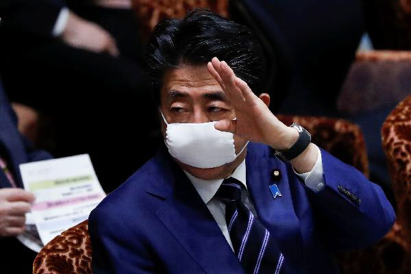 Japanese Prime Minister Shinzo Abe in the Crown crisis