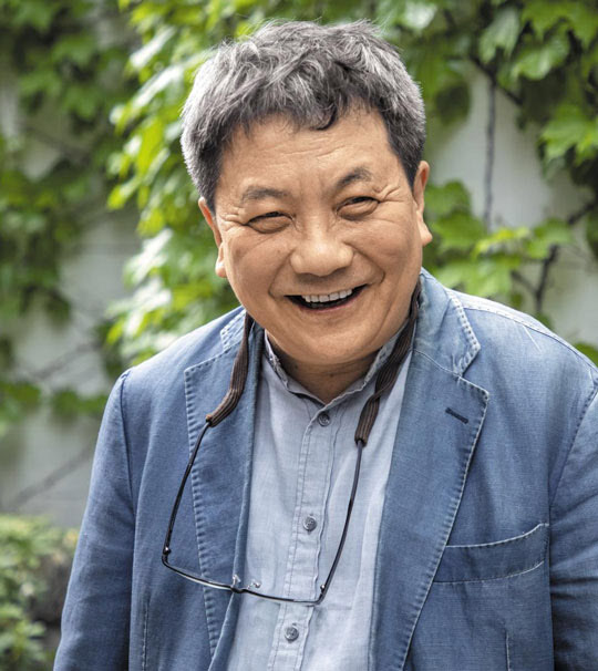 '문학은 세상에 대한 풍요로운 질문인데, 우리 문학 교육은 여전히 단답형에 빠져 오독까지 하고 있다'라고 비판한 정과리 연세대 교수. /조인원 기자