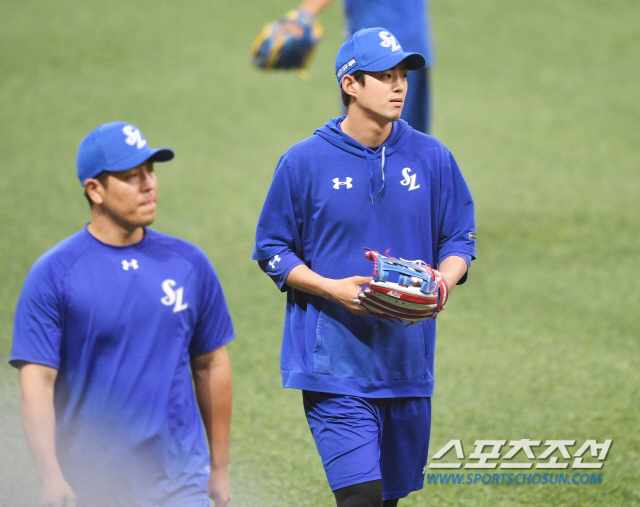 고관절 통증으로 선발 제외된 구자욱. 송정헌 기자 songs@sportschosun.com/2020.05.14/
