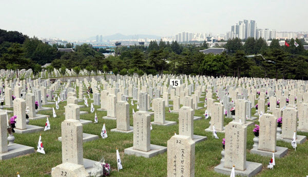 https://image.chosun.com/sitedata/image/202005/25/2020052502682_1.jpg