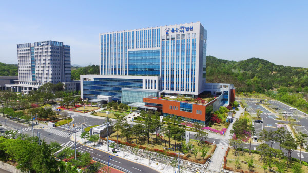 /울산지법 전경.
