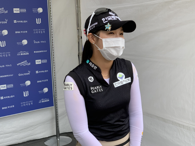 11일 KLPGA 투어 아이에스동서 부산오픈 1라운드를 마친 박현경. 기장=김진회 기자