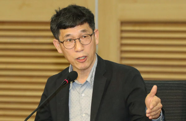 진중권 전 동양대 교수. /이덕훈 기자