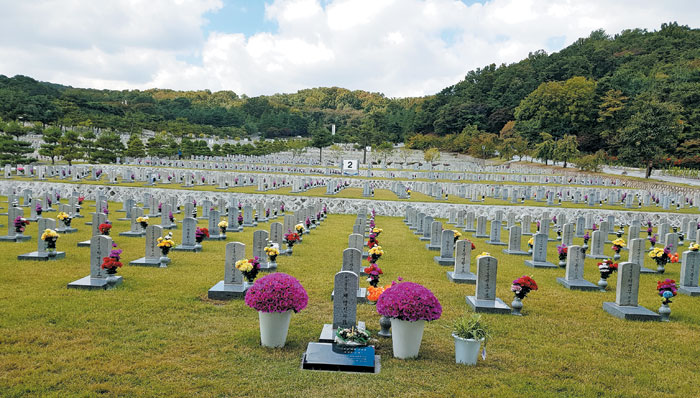 채명신 장군 묘
