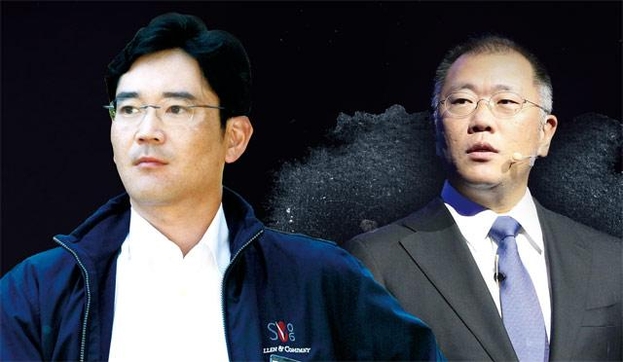 이재용 삼성전자 부회장과 정의선 현대차그룹 회장(왼쪽부터). /조선DB