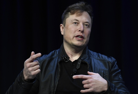 Elon Musk “proposed to buy Tesla from Apple two years ago, but was rejected”