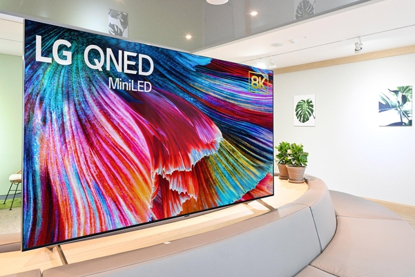 LG Electronics unveils mini LED TV one step earlier than Samsung…  “Released at half price of OLED TV”