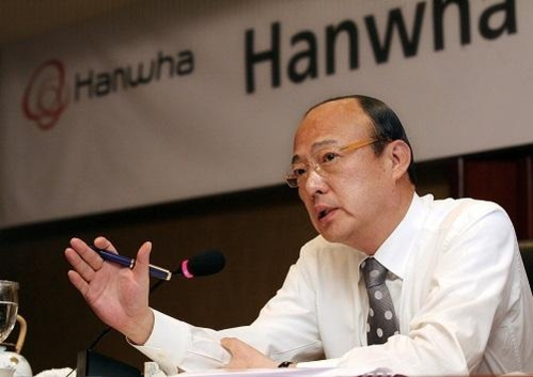 Hanwha Chairman Kim Seung-yeon, whose employment restrictions will be lifted next month, announces return to management after 7 years
