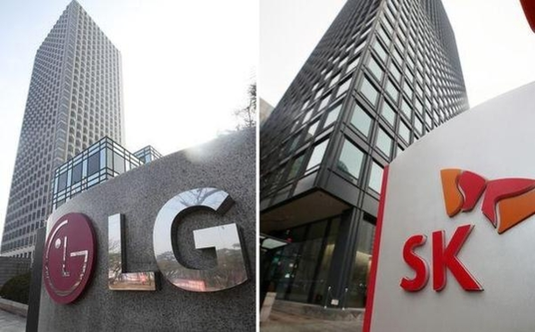 Stock prices mixed in the final decision on ITC litigation  SK Innovation declines, LG Chem rises