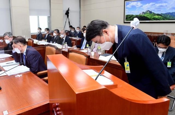 “Insurance scammer” “Speak Korean”…  Hearing of industrial accidents in the National Assembly with a’face-bak’ to the CEO