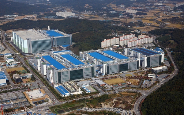 [단독] Samsung Display,’JY 13 trillion project’ QD-OLED mass production countdown…  Additional carry-in of core equipment
