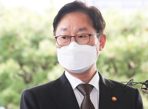 Park Bum-gye, who had been blaming the prosecution for the LH incident