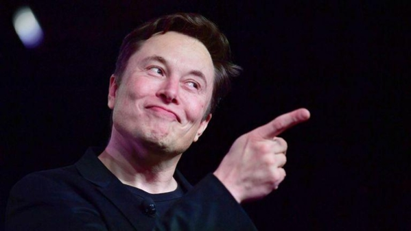 “Hundreds of billions of dollars lost due to volatile tweets” … sue Tesla investor Musk