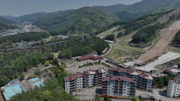 [땅집고] 2022년 휴장 후 멈춰있는 포천 베어스타운 전경./강태민 기자