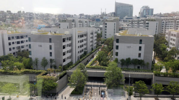 [땅집고] 서울 용산구 나인원한남 전경. 전용면적 273㎡는 지난달 27일 255억원에 거래돼 올해 전국 아파트 최고가를 기록했다./뉴시스