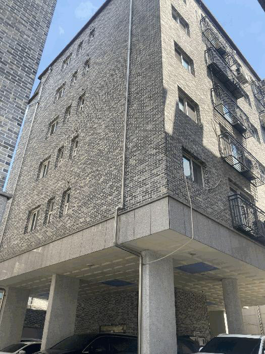 [땅집고] 오는 9월 14일 입찰을 진행하는 서울 관악구 봉천동 '한성파크빌리지' 다세대주택. / 땅집고옥션