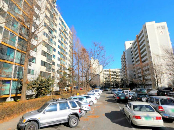 [땅집고] 서울 양천구 신월시영아파트 전경./다음로드뷰