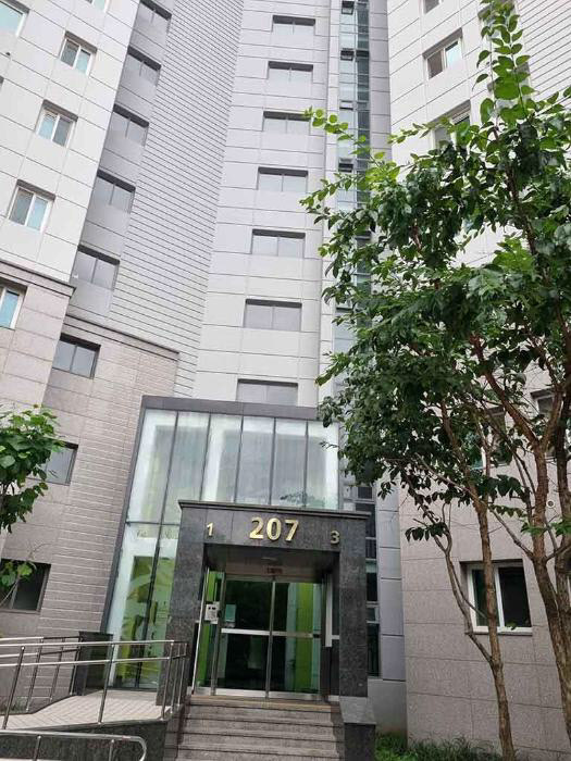 [땅집고] 오는 9월 30일 입찰을 진행하는 서울 서초구 우면동 '서초힐스' . / 땅집고옥션